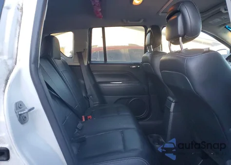 2015 Jeep Compass Limited z USA, uszkodzony, nr VIN 1C4NJDCBXFD206578